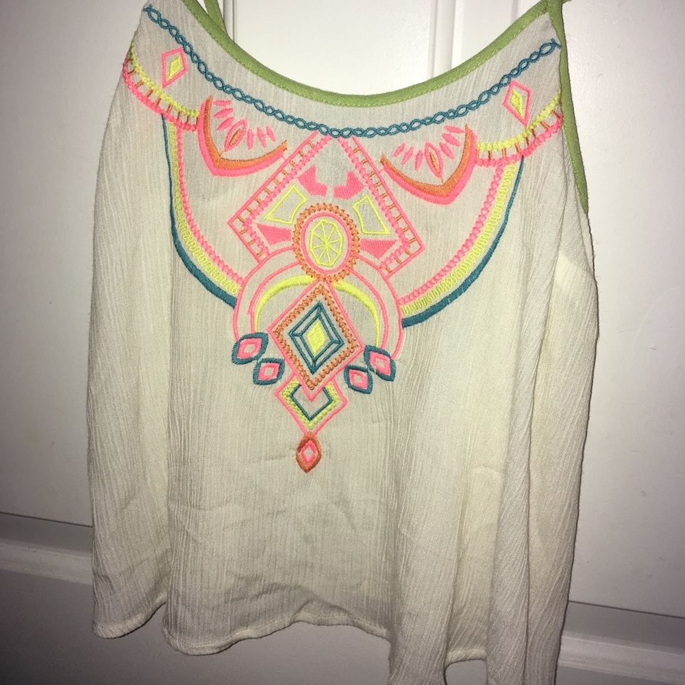 BRAND NEW gorgeous top!